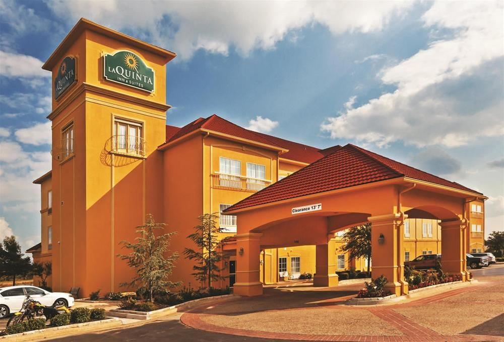 Comfort Inn & Suites Shawnee North Near I-40 Exterior foto